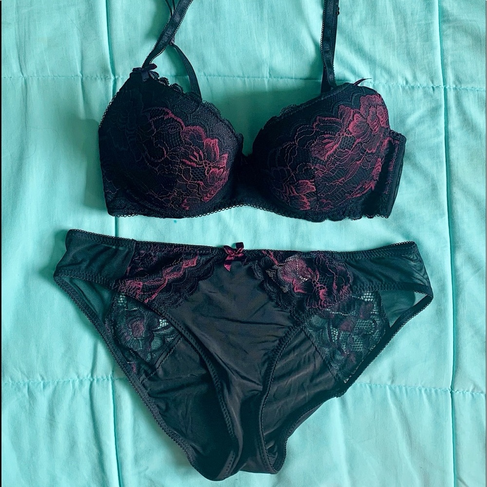 NWT Pink and Black Lace Push Up Bra and Panty Set 36C /L